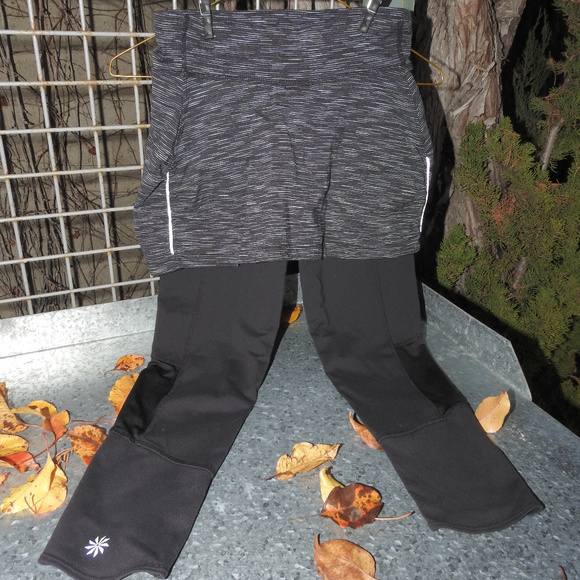 Athleta XXS Pants with Skirt..C1/24 - Picture 1 of 4
